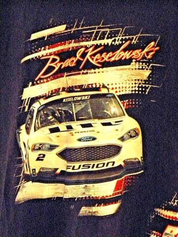 Brad Keselowski T Shirt Mens Size L NASCAR Miller Lite Beer #2 PenskeRacing Ford Cover