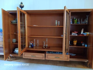 Alter Wohnzimmerschrank H 150 B 235 T 45 cn nur Abholung - Bild 1 von 2