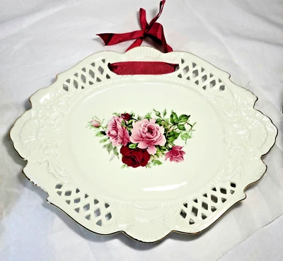 Formalidades de Baum Bros ~Juego de 3 platos ROSA VICTORIANA con adornos dorados~   Foto 1 de 4