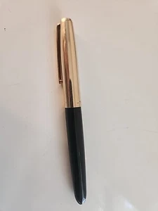 Vintage Parker 21 Fountain Pen with 1/10 12K Gold Filled Cap - Picture 1 of 18