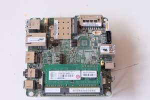 INTEL NUC5PPYB NUC single board computer quad-core Pentium N3700 + 2GB memory