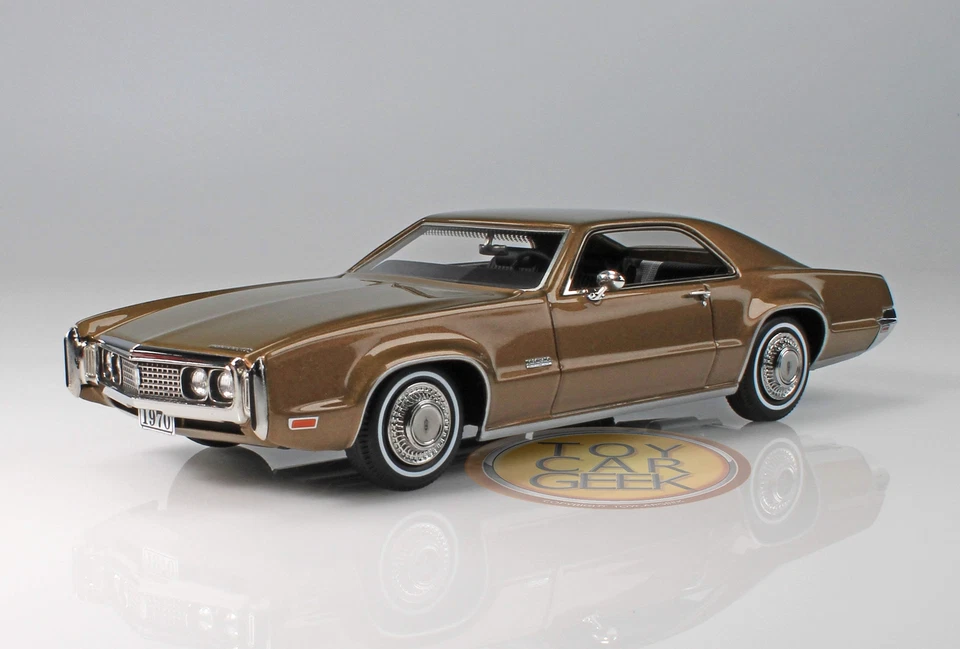 Oldsmobile Toronado GT 1970 - Cinnamon Bronze 1:43 estampillas modelos STM 705002 Foto 1 de 4