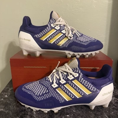 Talla 11.5 - Botín Adidas Ultra Boost púrpura dorado Washington Husky PE Foto 1 de 4