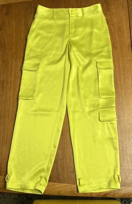 $495 Alice + Olivia Women's Green Hayes Satin Straight-Leg Cargo Pants Size 0 - Image 1 of 4