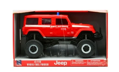 MODELLINO AUTO STATICO NEW RAY JEEP SAHARA BIG WHEELS VIGILI DEL FUOCO 1:18 - Immagine 1 di 4