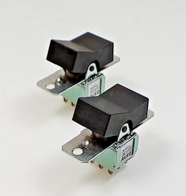 迷你摇杆开关,套装 0F 2 ALCO 306D,3PST,开启 — 第 1/4 张图片