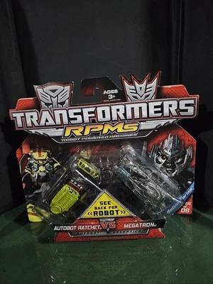 Transformers RPMS: Autobot Ratchet vs Megatron Battle Series #5/8 Robot Sealed! - Image 1 of 3