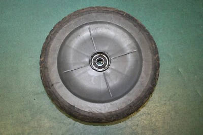 21" Simplicity 7800548 Self propelled push mower Rear wheel tire Right - Imagem 1 de 4
