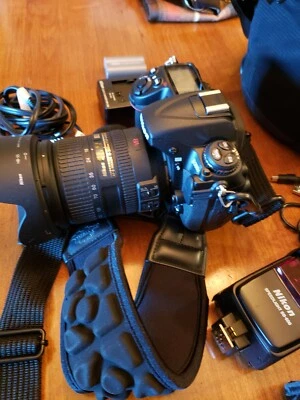 Nikon D300S Digital SLR Camera  18-200 VR Nikon Lens 440 click - Image 1 of 4