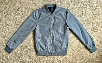 Chaqueta de bombardero cortavientos ligera ZARA para hombre S pequeña gris claro azul Foto 1 de 4