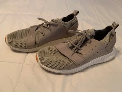 Under Armour Niños Zapatos Atléticos 5.5 Y Jóvenes 3020132-200 Malla Marrón Gris Color Foto 1 de 4