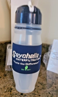 Seychelle 28 Oz Filtration Flip Top Pure Water Filter Squeeze Bottle NEW - Image 1 of 4