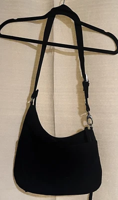 Bolso de Hombro Hobo International Compacto Nylon Negro Cremallera Múltiples Bolsillos Foto 1 de 4