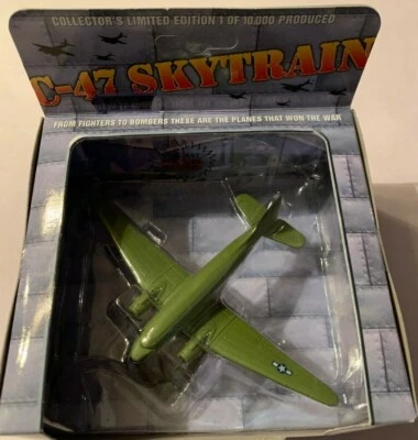 Aviones Skytrain Road Champions Flying Champions 1999 coleccionables C-47 Foto 1 de 3
