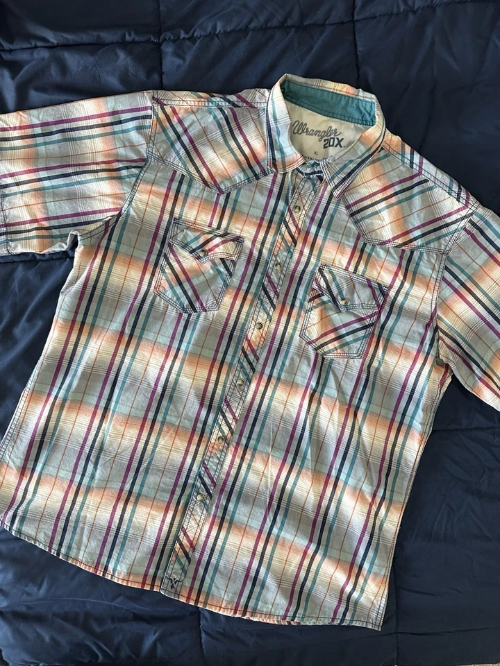 Camisa a Presión Wrangler® Azul Rosa A Cuadros Manga Corta Perla Talla XL Foto 1 de 4
