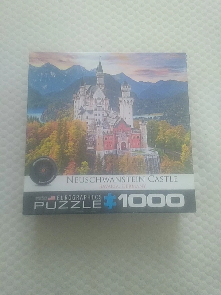 Eurographics 1000pc Jigsaw Puzzle Neuschwanstein Castle Bavaria Germany - Image 1 of 4