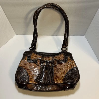 Cartera Marc Chantal Vintage Marrón con Detalle de Borla Cremallera y Cierre Magnético Foto 1 de 4