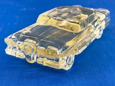 Avon Colonia - Contenedor de coche Edsel - NUEVO - Gamuza negra para después del afeitado 2,5 fl. Foto 1 de 4