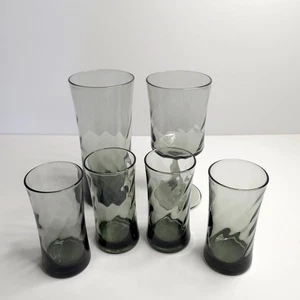 Vintage Libbey Gris Humo Óptico Remolino Varios 4 Jugos, 1 Highball, 1 Estilo Cáliz - Imagen 1 de 6