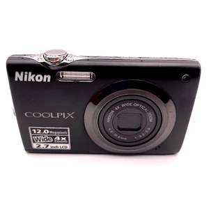 Cámara digital Nikon CoolPix S3000 12 MP negra - error de lente (para piezas) - Imagen 1 de 8