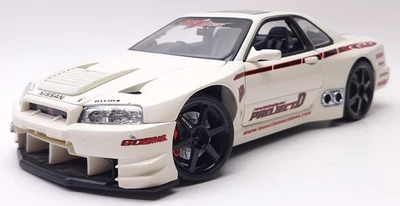 Muscle Machines 1/18 Scale Die Cast Model Nissan Skyline - White - Image 1 of 4