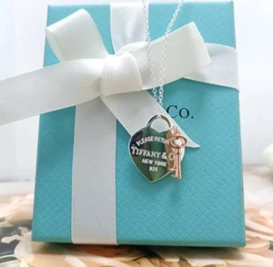 Tiffany & Co Herzanhänger und Silber Schlüssel Anhänger Halskette - Bild 1 von 5