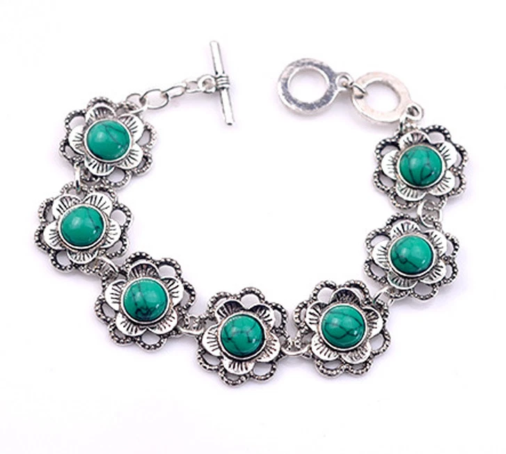 花卉手工雕刻藏银绿色绿松石手链 BT1 — 第 1/1 张图片