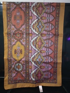 Vintage italienischer geometrischer dünner Schal • 44" x 12,75" • Boho Retro Print • Made - Bild 1 von 2