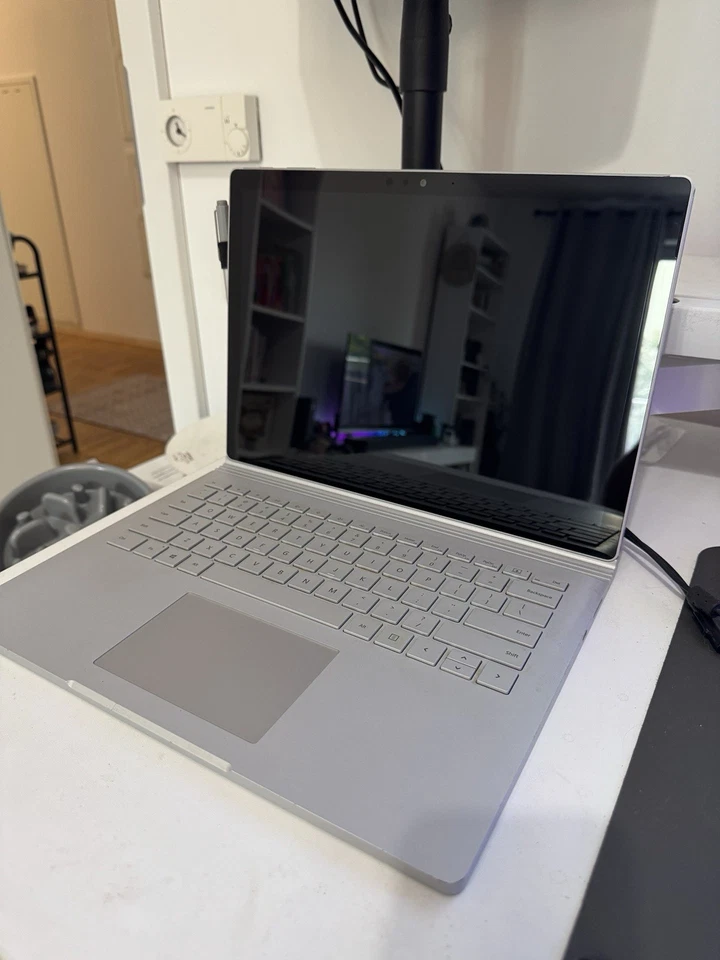 Microsoft Surface Book2 13.5" Core i7-8650U 16GB RAM 512GB SSD QWERTY - Bild 1 von 2