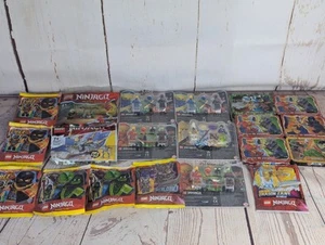 Lego Ninjago Minifigura Paquete Nuevo 20 X Juegos - Imagen 1 de 16