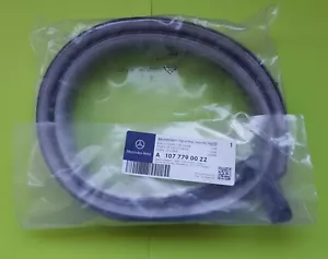 Genuine Mercedes R107 SL Folding Top Soft-Top Seal A1077790022 - Picture 1 of 2