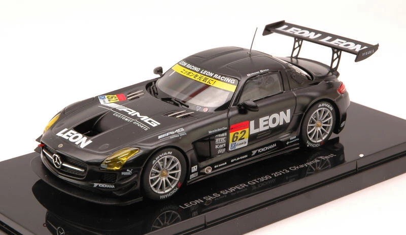 Modellino auto scala 1:43 Ebbro  MERCEDES SLS N.62 OKAYAMA TEST SGT300  H.KUR... - Immagine 1 di 1