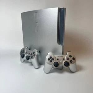 Console PS3 PlayStation 3 Slim 320 GB SONY + 2 Controller Silver ARGENTO - Imagen 1 de 19