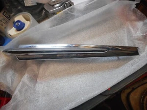 1949 1950 ORNAMENTO CAPPUCCIO CHEVY 3688253 NOS - Foto 1 di 5