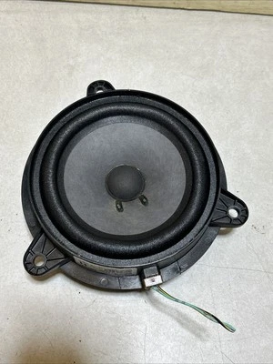 03-08 Sistema de altavoces de audio para puerta panel cuarto trasero izquierdo Infiniti G35 28156-AM90 Foto 1 de 4