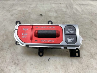 Jeep JL Wrangler OEM Rubicon Locker and Sway Bar Switch Panel 2018-2023 036085 - Image 1 of 4