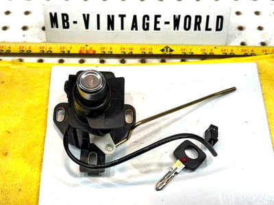 Mercedes Genuino 90-95 W124 Sedán Cupé Cabri Cerradura Trasera Maletero 1 Conjunto y 1 Llave Foto 1 de 4