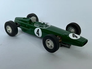 Atlas Formula 1 BRM (Green) 1/24 scale slot car - Picture 1 of 7