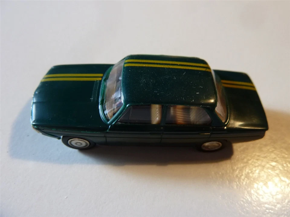 Brekina 2240 BMW 1600 Alpina GT HO 1/87 verde, MERCE NUOVA - IMBALLO ORIGINALE - Immagine 1 di 4