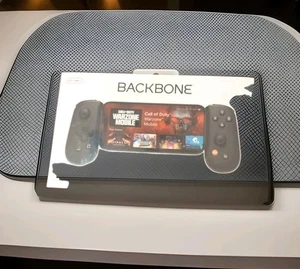 BACKBONE One Mobile Gaming Controller Android & iPhone 15 Series 2nd Gen - Picture 1 of 2