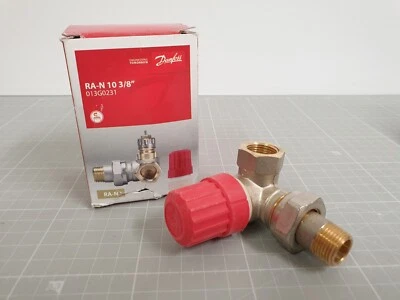 Danfoss Heiz­kör­per­ven­til RA-N 10 3/8'' Win­keleck­ven­til rechts (013G0231) - Bild 1 von 4
