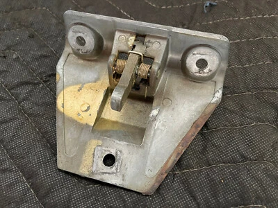 Mercedes Benz W113 trunk Lid Lock latch 1137500285 W107 W115 W114 W116  280SL - Image 1 of 4