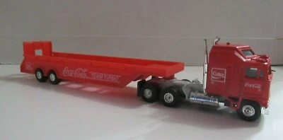 YATMING Kenworth Team Turbo Car Hauler Coca Cola Truck - Image 1 of 4
