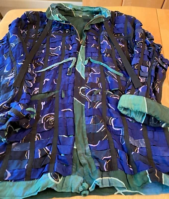 VILLAGE 运动购物 CARMEL BY SEA 印度尼西亚 BATIK 艺术双面夹克 尺寸 L — 第 1/4 张图片