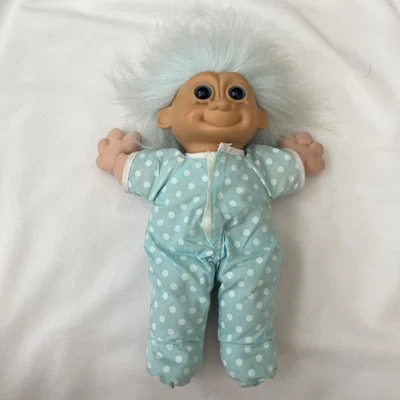 Muñeca de colección Russ Troll 12” pelo azul lunares pijamas cuerpo suave cara goma años 90’s Foto 1 de 4