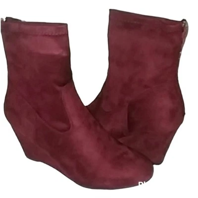 Lavandería china de lujo Suedette Merlot | Talla 7,5 M | Nueva en caja Foto 1 de 4