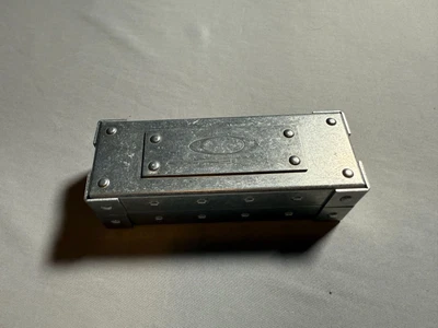 Gafas de sol Oakley X Metal Vault estuche caja vintage raro aluminio remachado serie X Foto 1 de 4