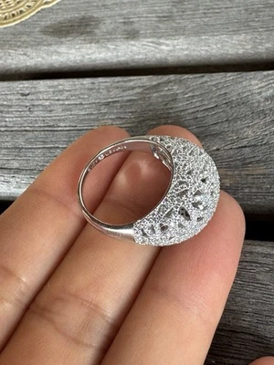 Lindo anel assinado Suzy Levian prata esterlina 925 design deslumbrante CZ tamanho 8,25 - Imagem 1 de 4