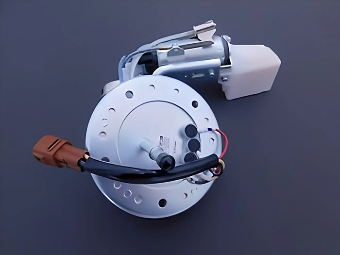 SUZUKI BOULEVARD Fuel Pump   15100-39G00 Genuine JDM — 第 1/1 张图片