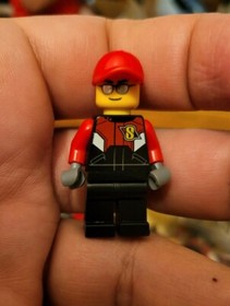 authentic LEGO minifigure Racing Bike Driver town city race rac058 60084 sports